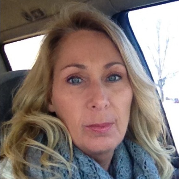 Meet your Posher, Karen - Picture 1 of 1